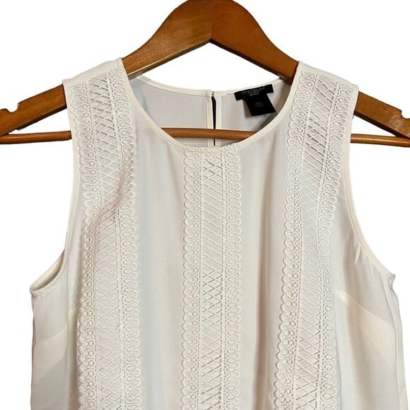 3 for $30! Ann Taylor factory off white embroidered tank - Picture 7 of 7
